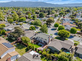 013_AERIAL_2550 Fairglen Dr