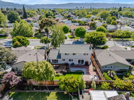 014_AERIAL_2550 Fairglen Dr
