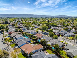 018_AERIAL_2550 Fairglen Dr