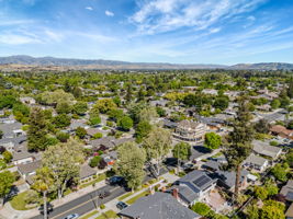 021_AERIAL_2550 Fairglen Dr