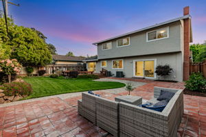 023_TWILIGHT_2550 Fairglen Dr