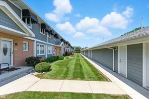 2550 W 112th St 12 L_003