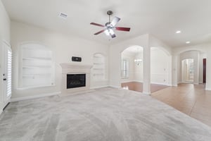 Vinechase Dr-S1704-005.jpg