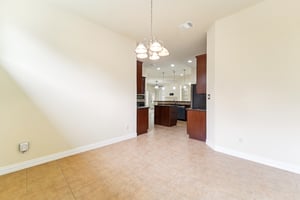 Vinechase Dr-S1704-008.jpg