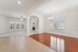 Vinechase Dr-S1704-009.jpg