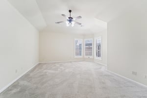 Vinechase Dr-S1704-019.jpg