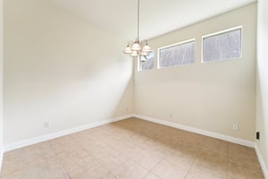 Vinechase Dr-S1704-020.jpg