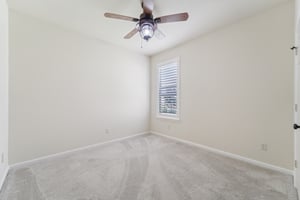 Vinechase Dr-S1704-033.jpg