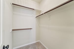 Vinechase Dr-S1704-036.jpg