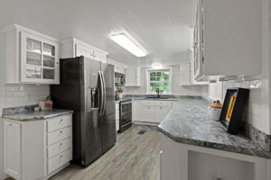  Photo 48