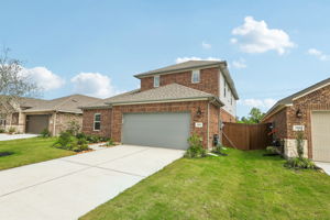 Houston - Southwinds - 2551 Bay Winds Ln Baytown TX 77523 - 002