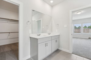 Houston - Southwinds - 2551 Bay Winds Ln Baytown TX 77523 - 017
