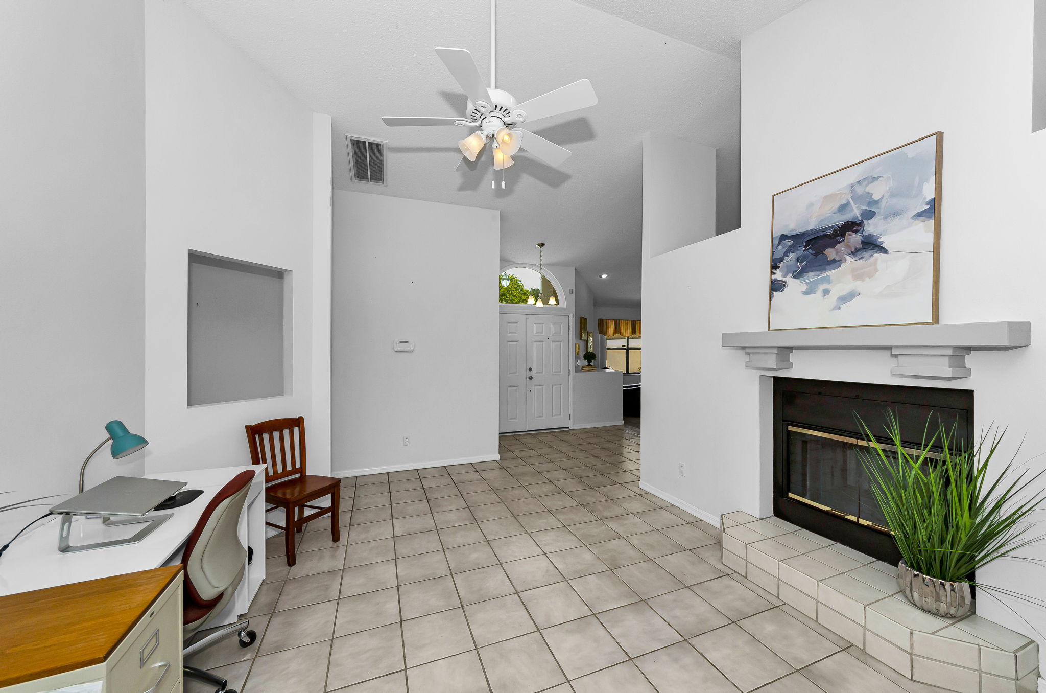 Living Room-Flex Space3