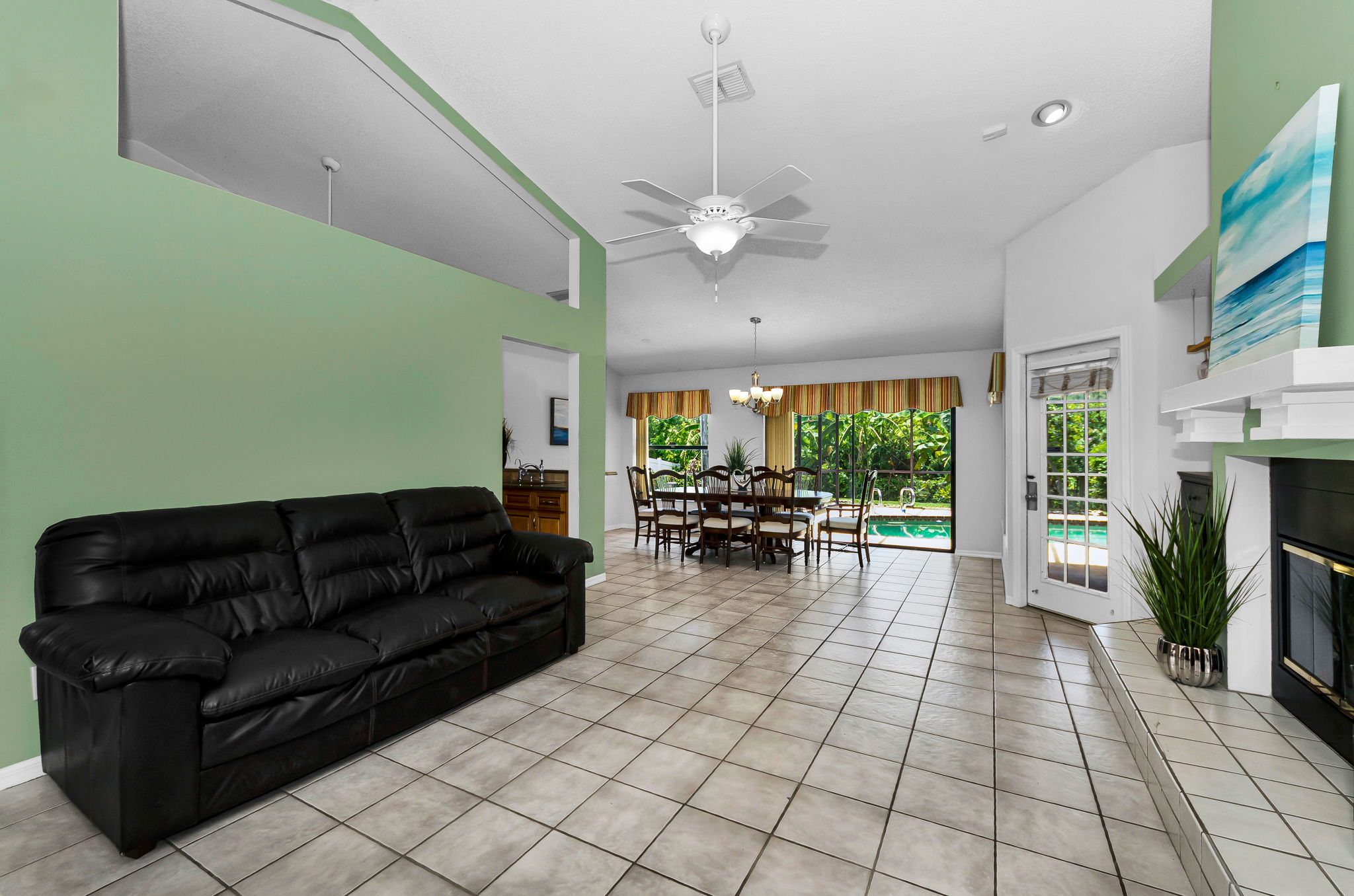 Family Room1