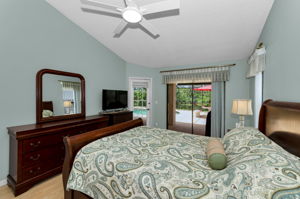 Primary Bedroom1b