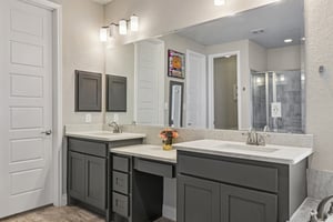 River Ledge-L2702-040.jpg