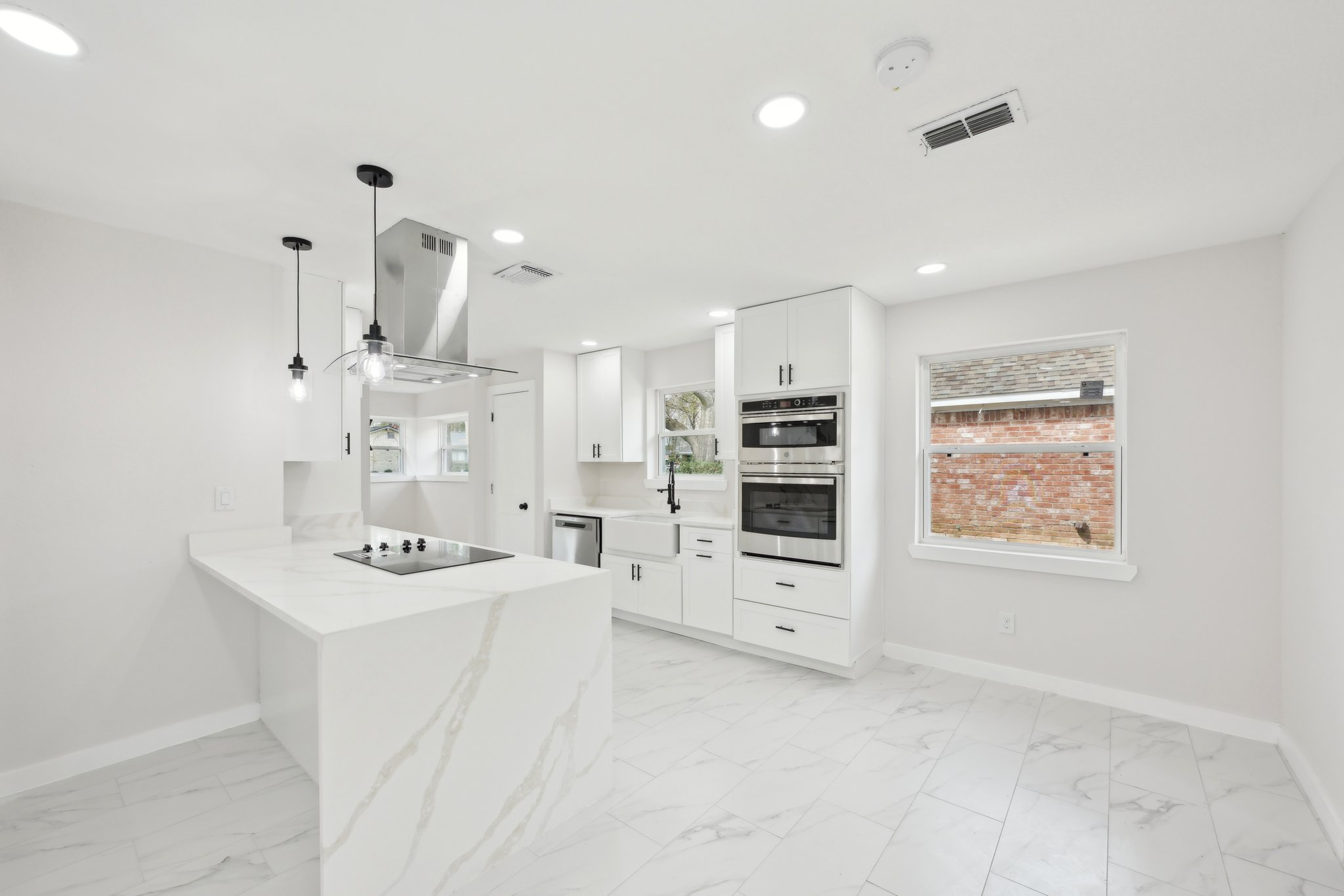 Tuckahoe Ln-015.jpg