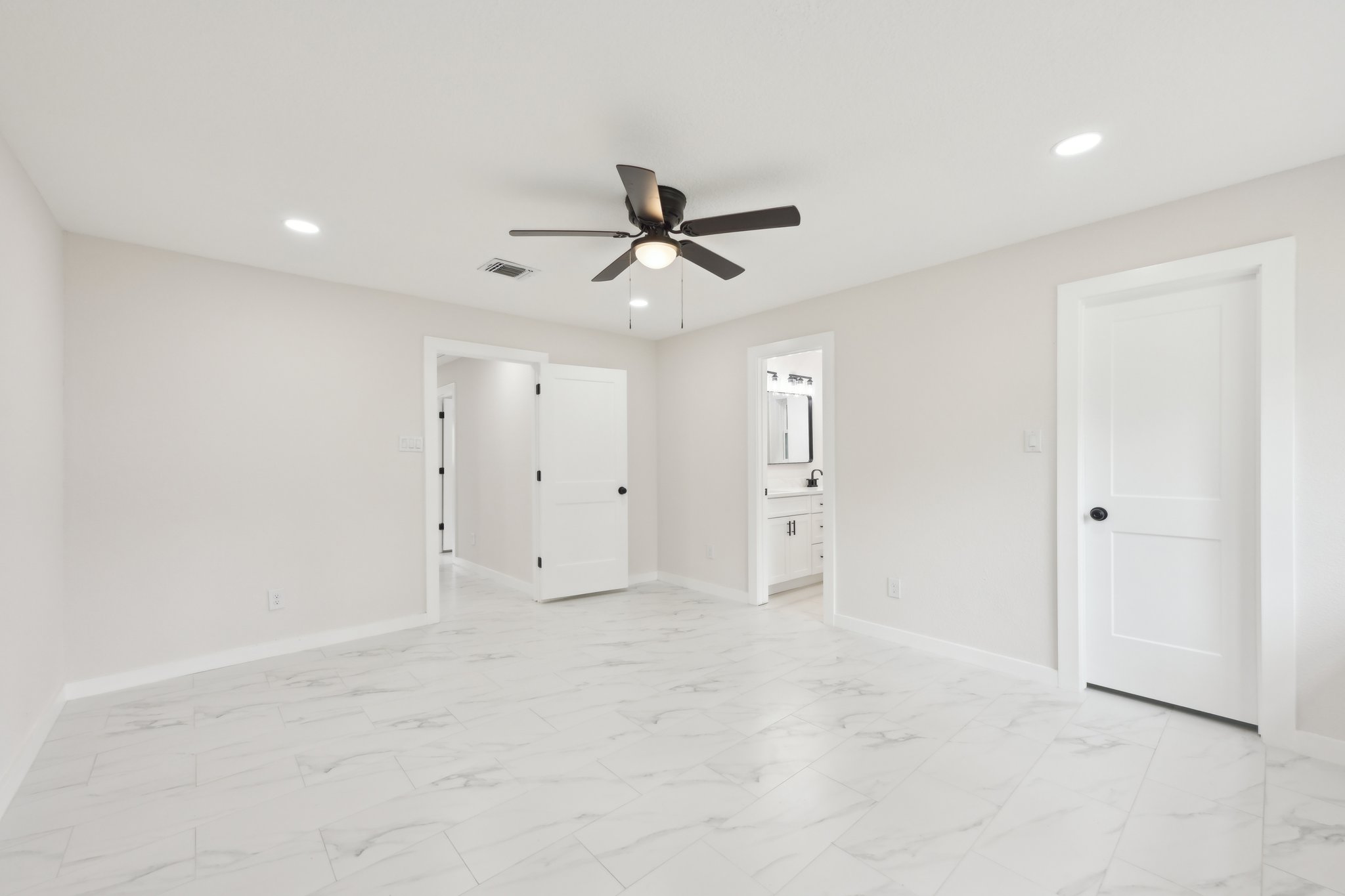 Tuckahoe Ln-029.jpg