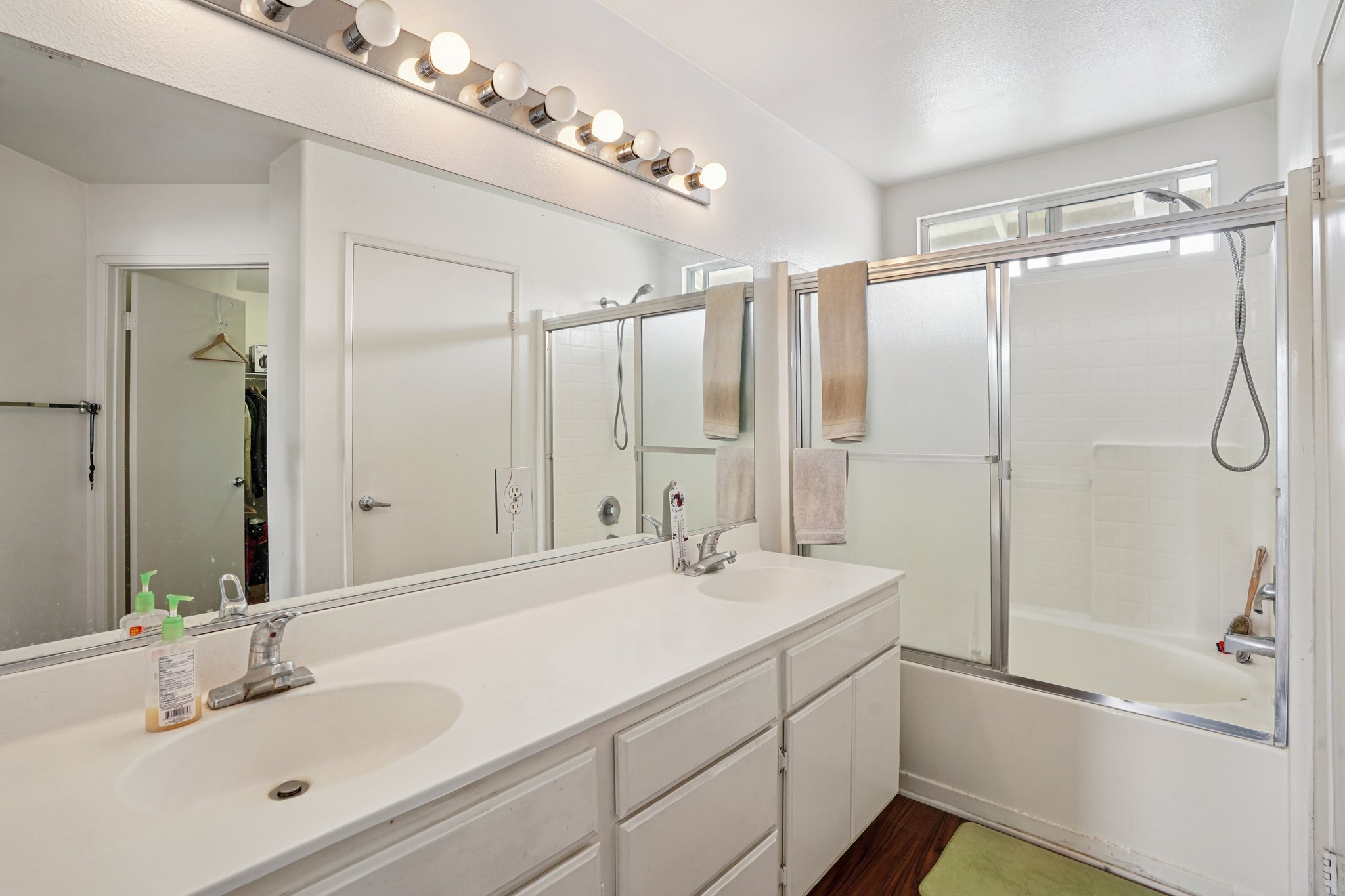 Bayside Pl-S1408-020.jpg