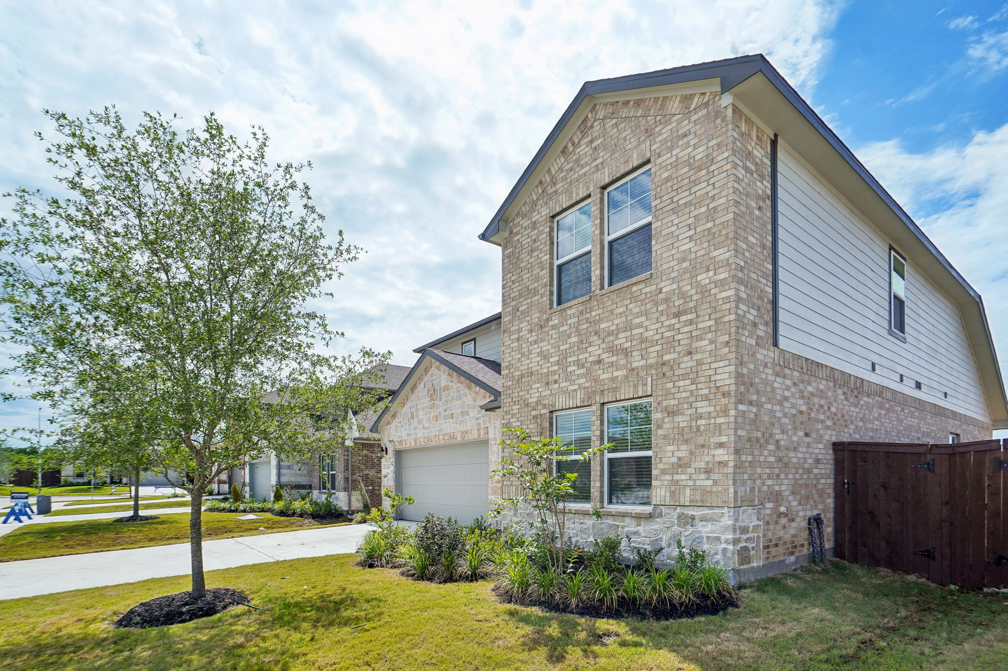 Houston - Southwinds - 2554 Bay Winds Ln Baytown TX 77523 - 003