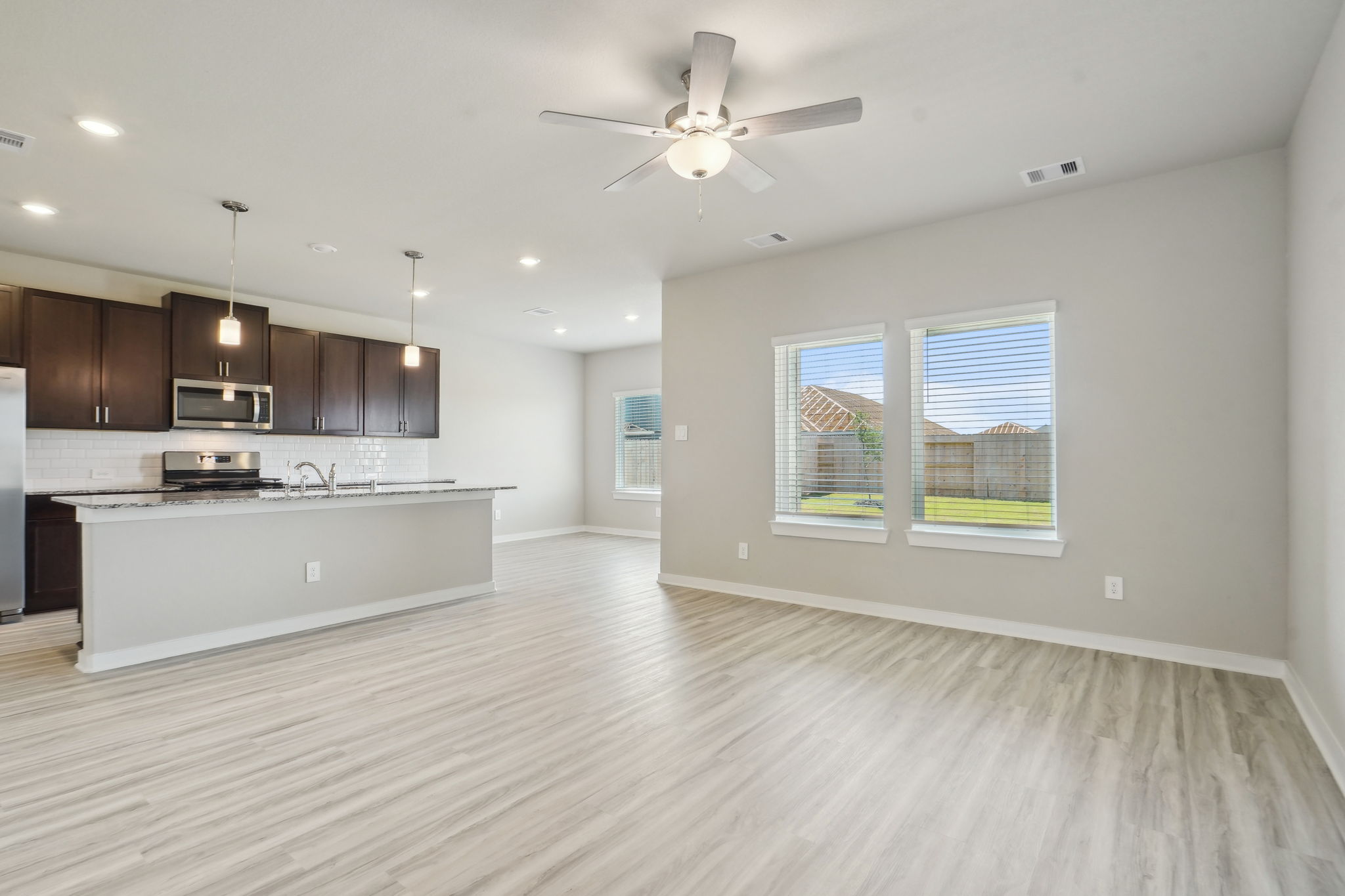 Houston - Southwinds - 2554 Bay Winds Ln Baytown TX 77523 - 009