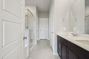 Houston - Southwinds - 2554 Bay Winds Ln Baytown TX 77523 - 034