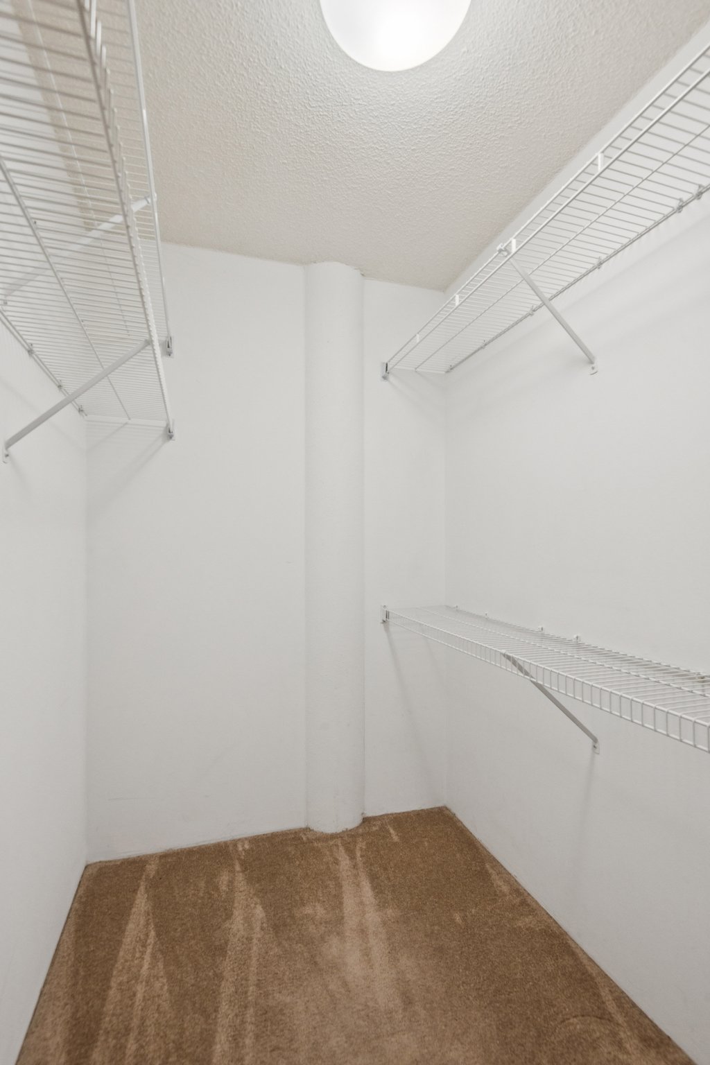 2555 Gross Point Walk in Closet