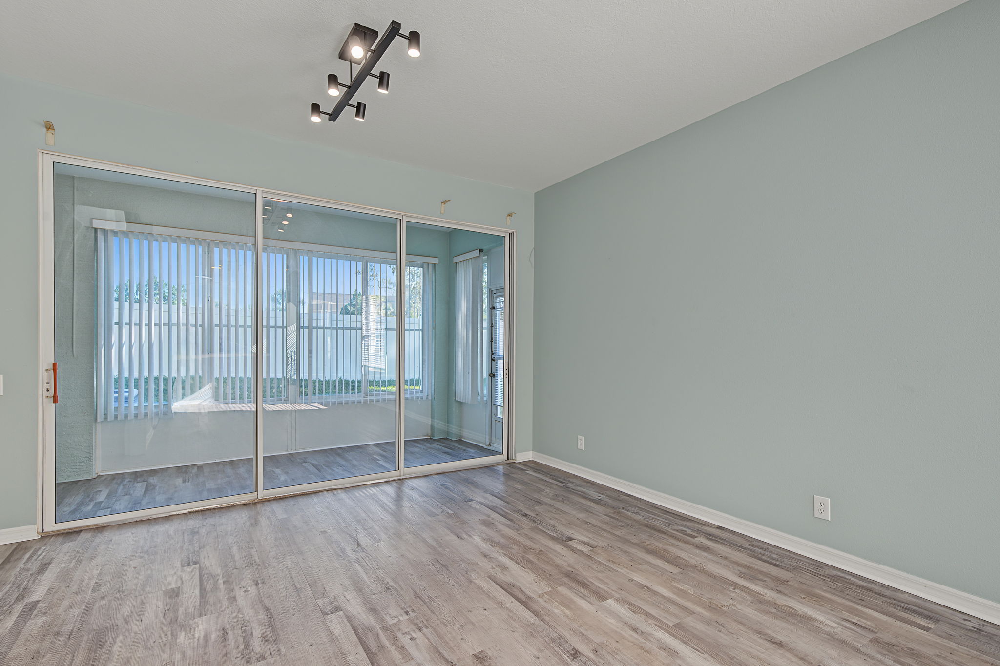 Living Room2