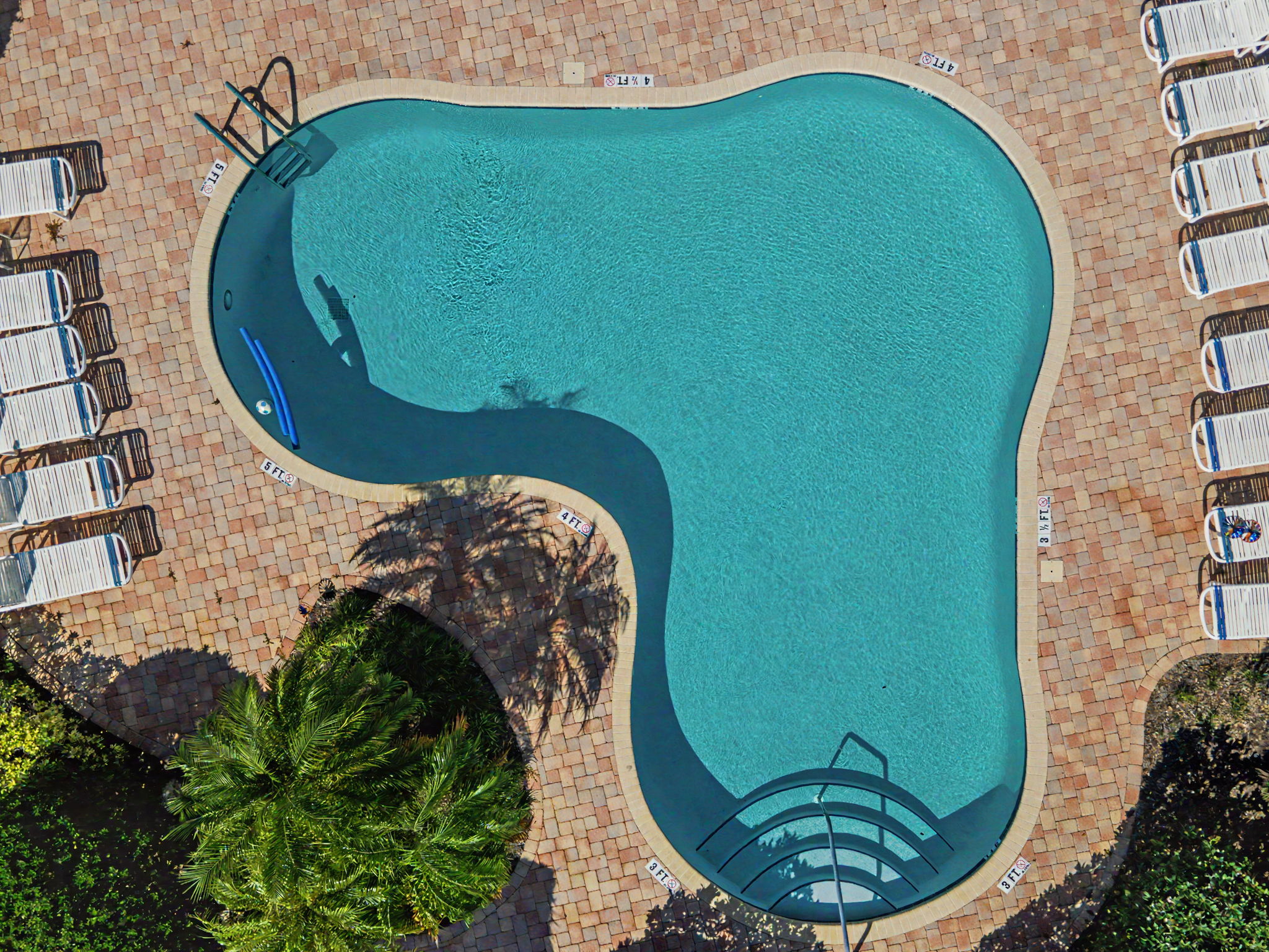 Pool26
