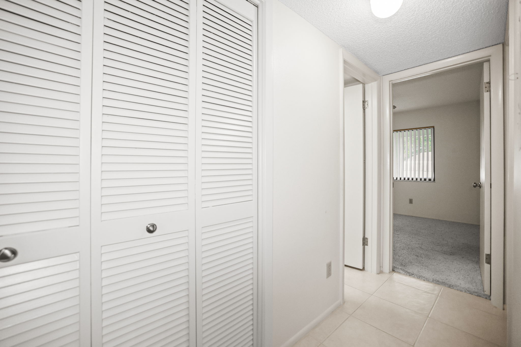Hallway - 495A0631