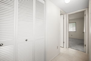 Hallway - 495A0631