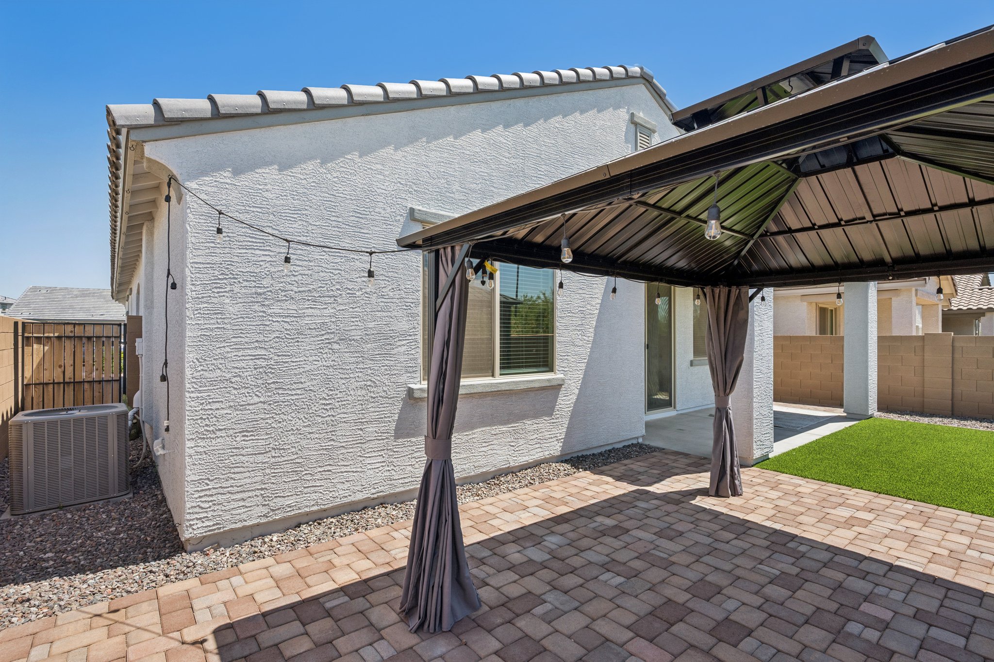 25572 North 142nd Ln - 028.jpg