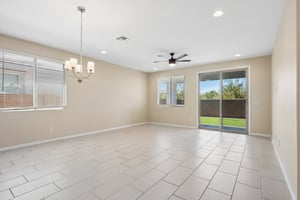 25572 North 142nd Ln - 005.jpg