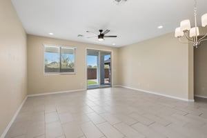 25572 North 142nd Ln - 006.jpg