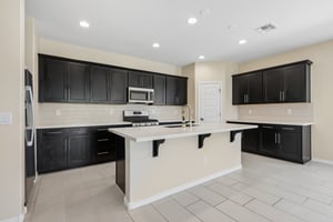 25572 North 142nd Ln - 011.jpg