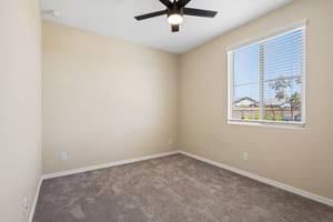 25572 North 142nd Ln - 021.jpg