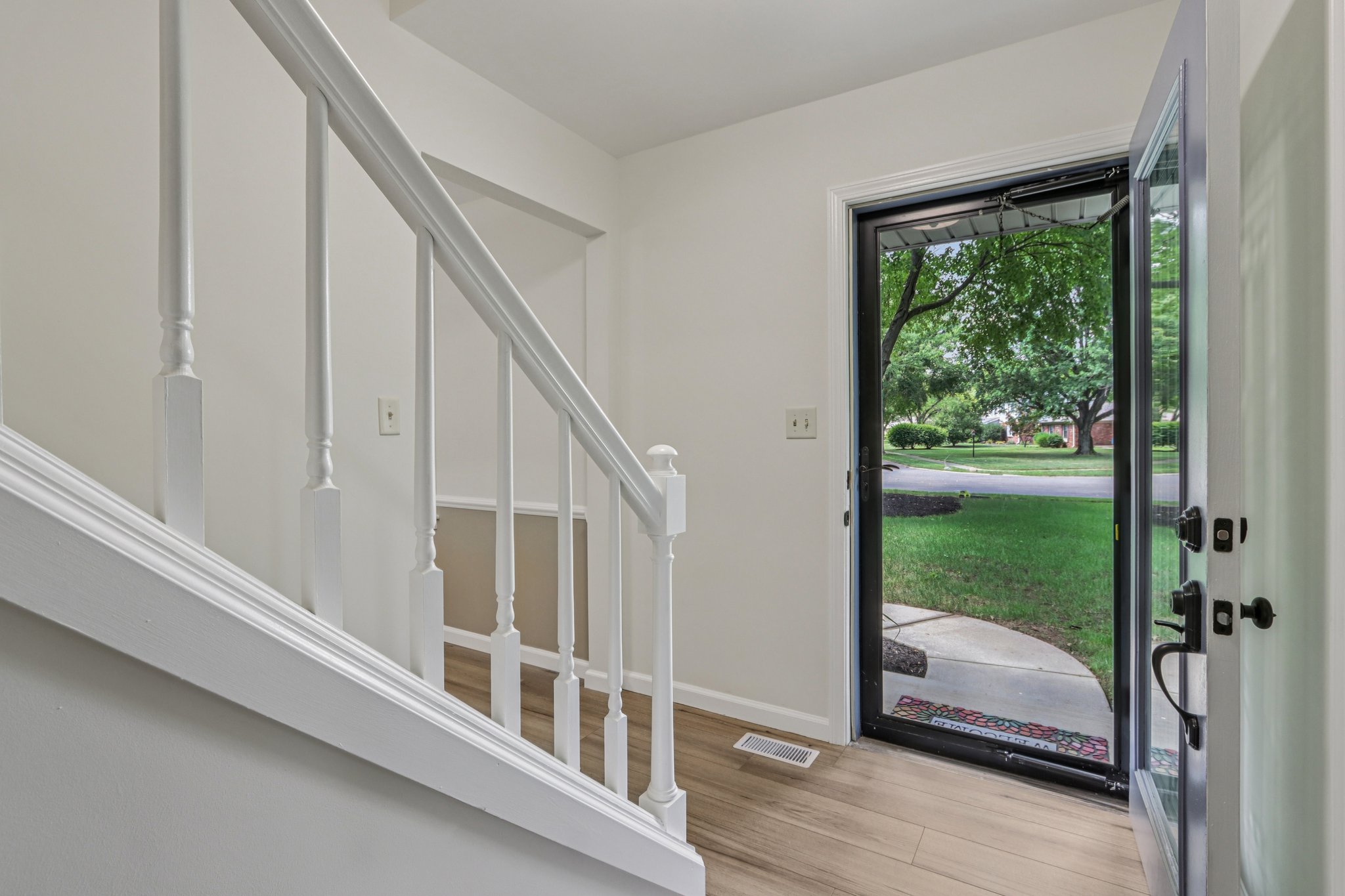 Pleasant Way-S1608-007.jpg