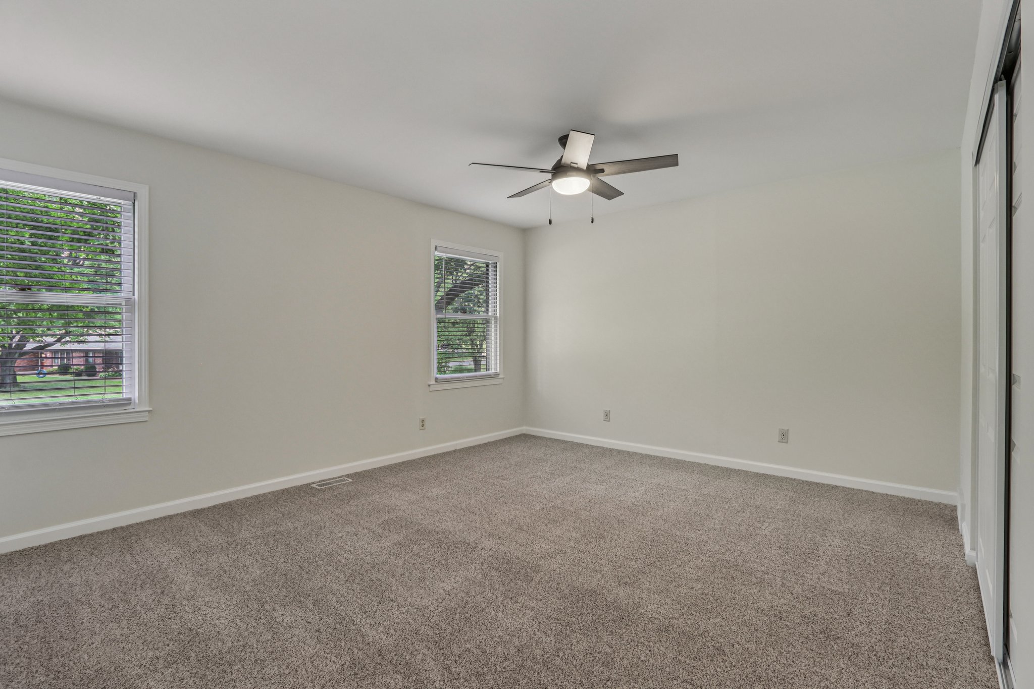 Pleasant Way-S1608-040.jpg