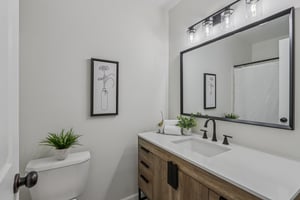Pleasant Way-S1608-035.jpg