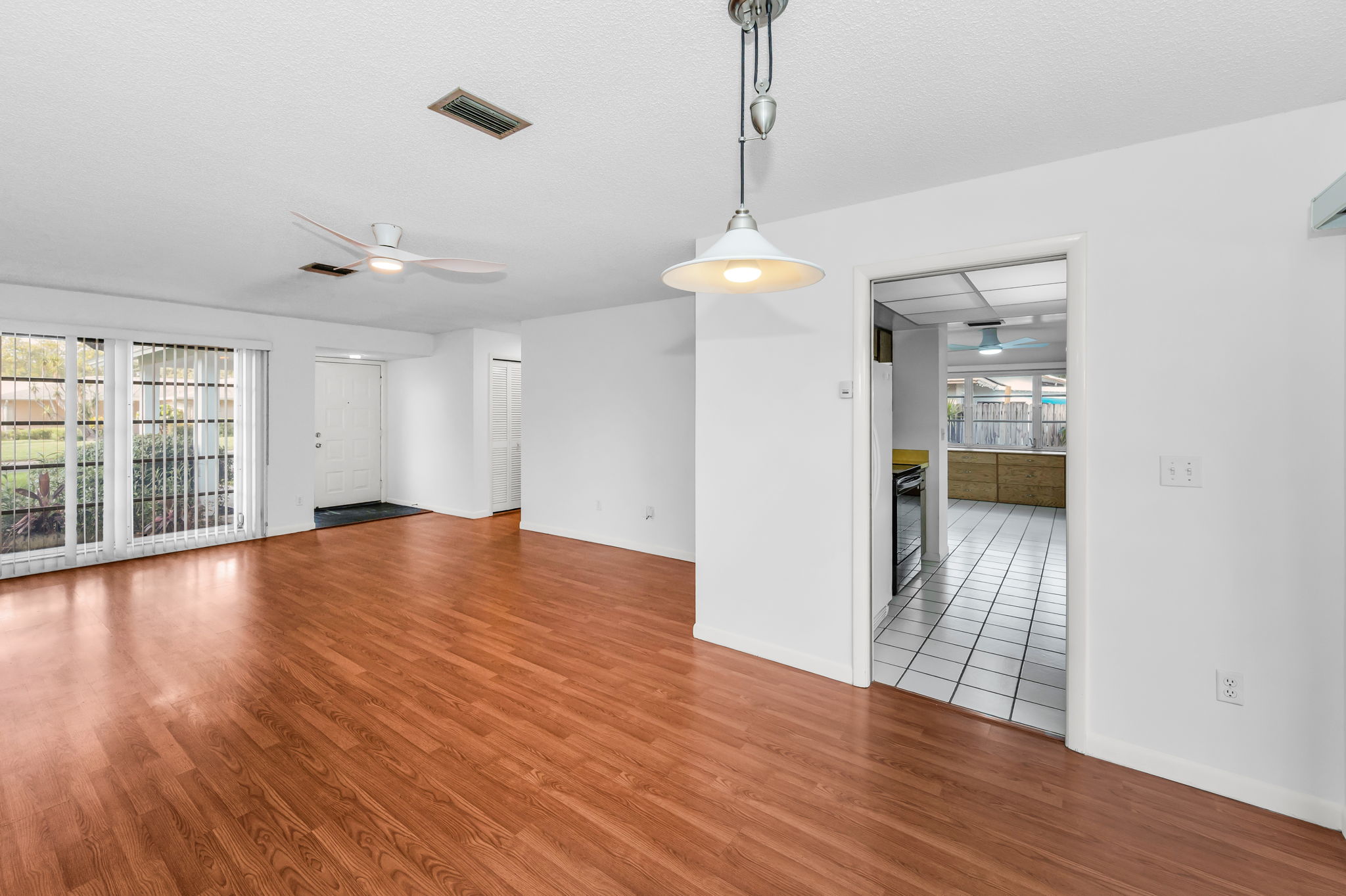Dining Room2