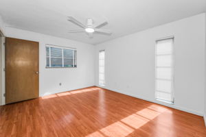 Primary Bedroom1b
