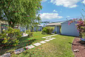 E Claiborne Pl-S2507-037.jpg