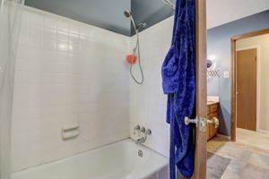 Lancelot Way-026