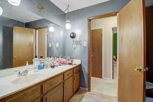 Lancelot Way-024