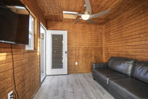  Photo 40