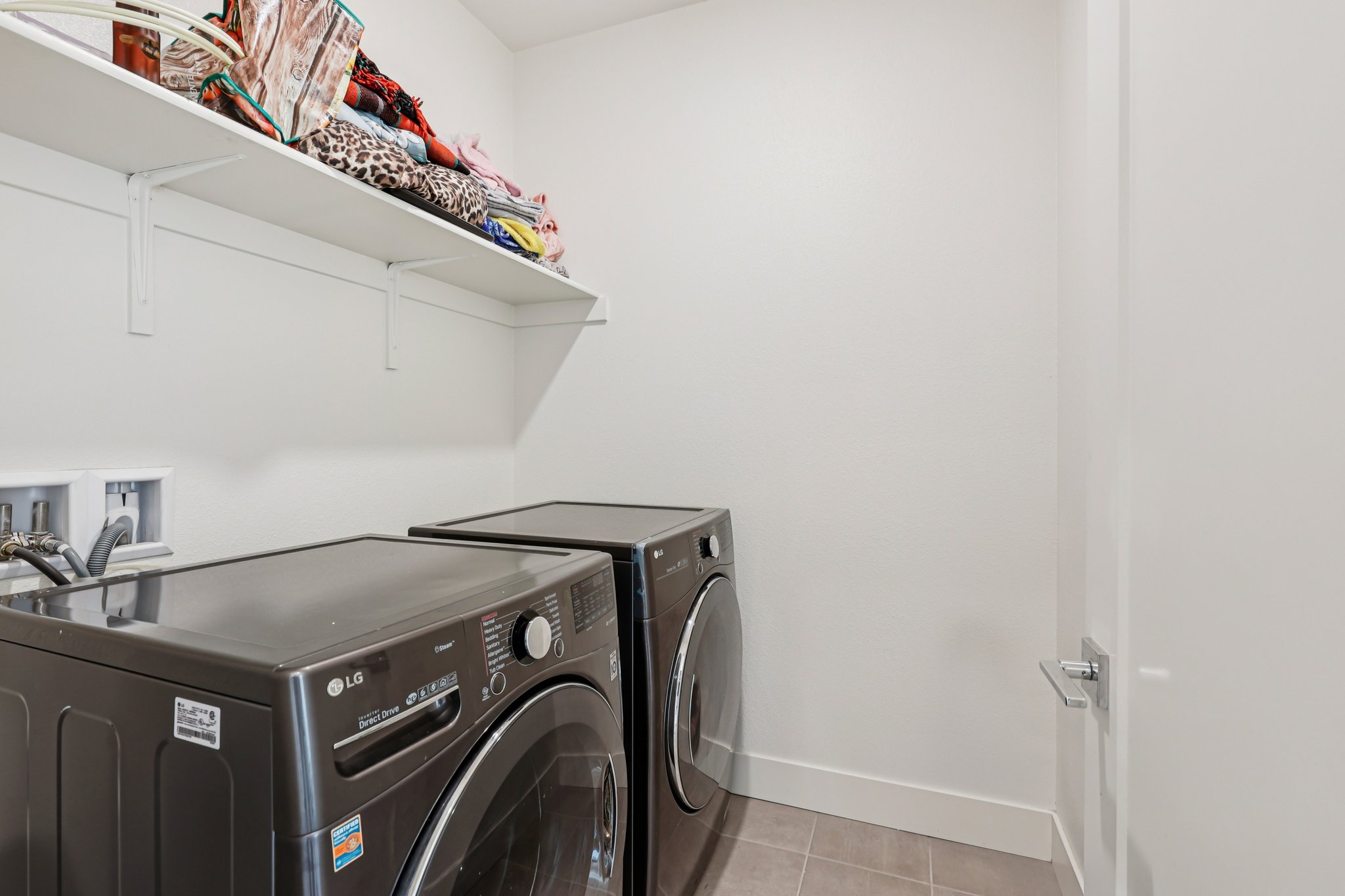 Plum Tree St-S1601-028.jpg