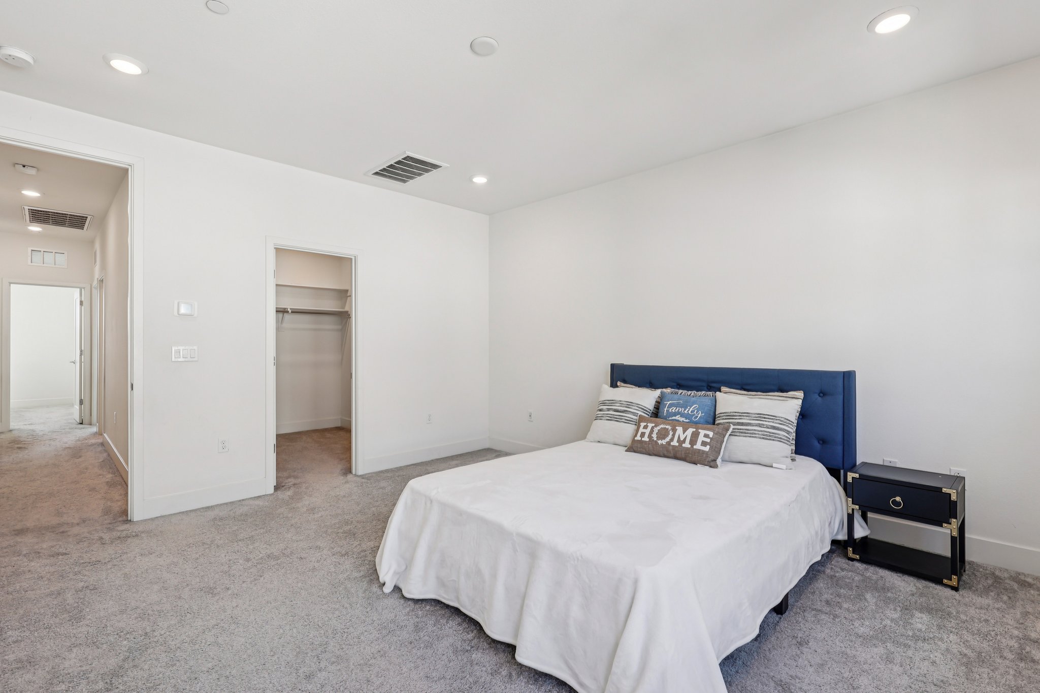 Plum Tree St-S1601-030.jpg