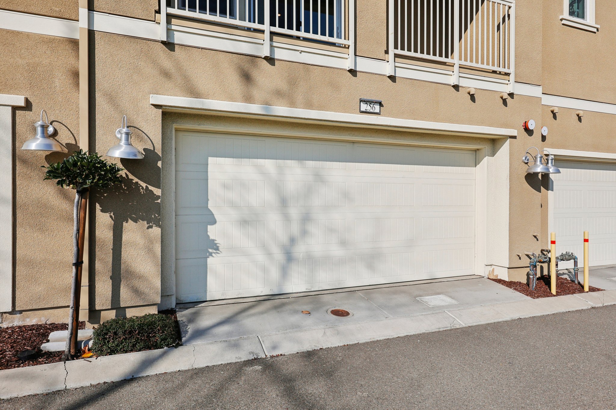 Plum Tree St-S1601-037.jpg