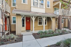 Plum Tree St-S1601-003.jpg