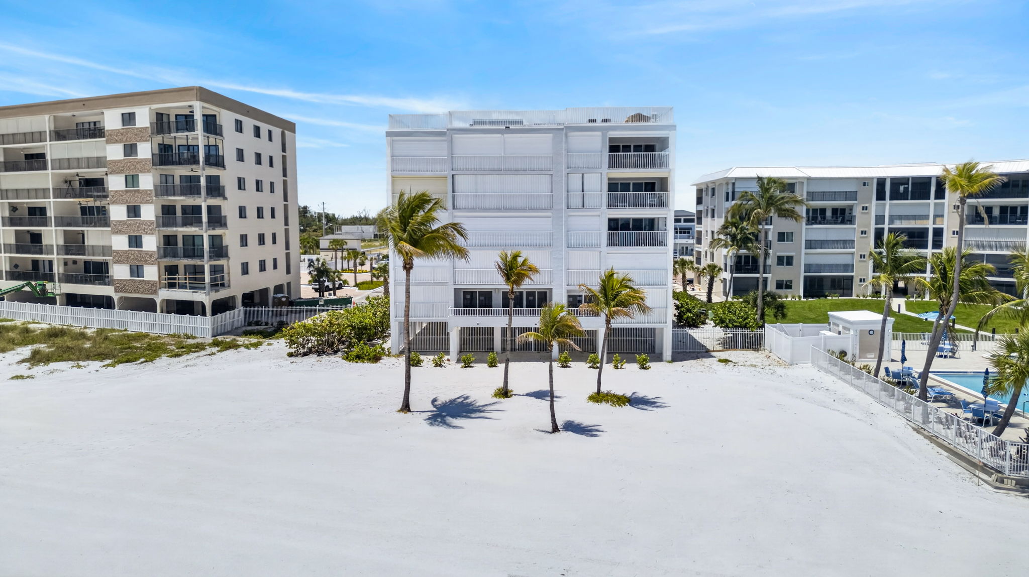 Aerial Rear Exterior (low elevation) 4